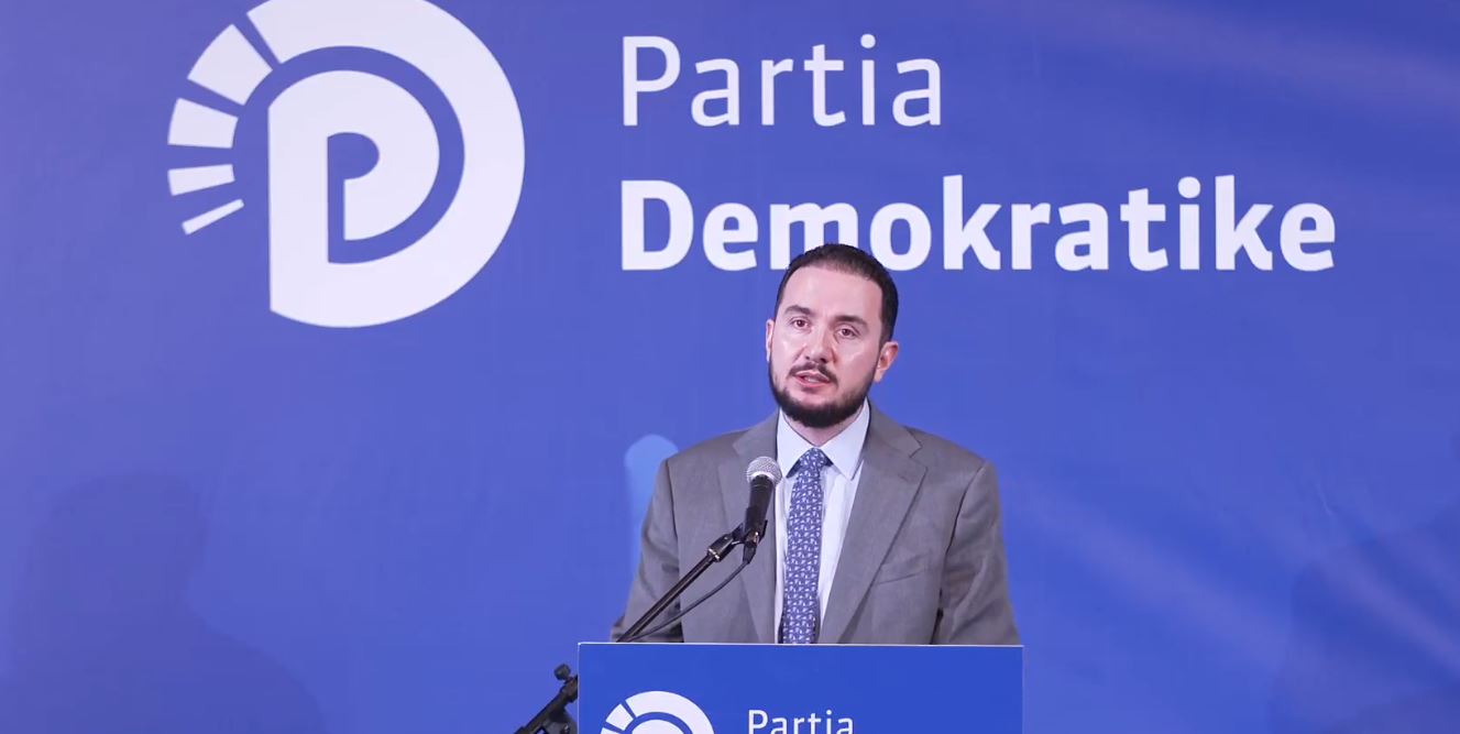 “qellimi,-te-bashkojme-edhe-demokratet-qe-perjashtohen-nga-lidershipi”/-salianji-mesazh-berishes-nga-fieri:-pd-pasuria-jone-me-e-madhe,-por-duhet-te-jete-parti-e-gares