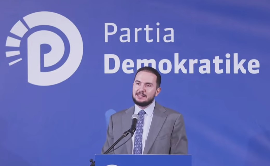 “anetaret-dhe-vota-percakton-lidershipin”/-salianji:-nese-dikush-ka-aftesite-te-bashkoje-opoziten-te-propozohet-edhe-kandidat-per-kryeminister!