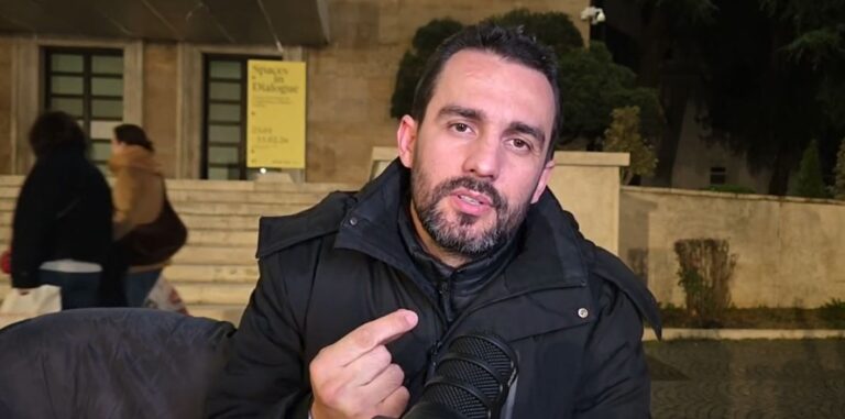 “vendimi-per-ballukun,-zvarritje-qe-nuk-arsyetohet”/-lapaj-ne-proteste-para-kryeministrise:-rama-kercenon-‘kushtetuesen’-dhe-gjyqesorin!