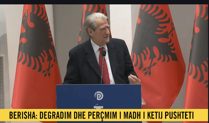 “ka-gjykates-qe-e-trajtojne-veten-si-larva”,-berisha-i-sulet-kushtetueses-per-shtyrjen-e-vendimit-te-ballukut:-pranojne-cdo-poshterim,-kane-degraduar…
