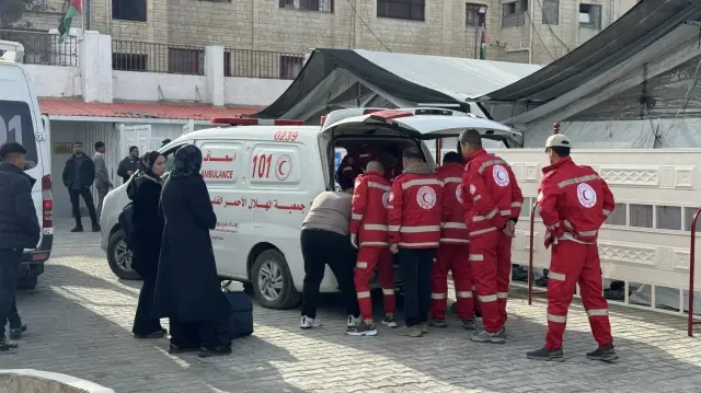 15-paciente-evakuohen-nga-gaza,-kalimi-kufitar-ne-rafah-mbetet-i-kufizuar