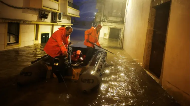 nje-i-vdekur-ne-portugali-per-shkak-te-permbytjeve-te-shkaktuara-nga-stuhia-leonardo