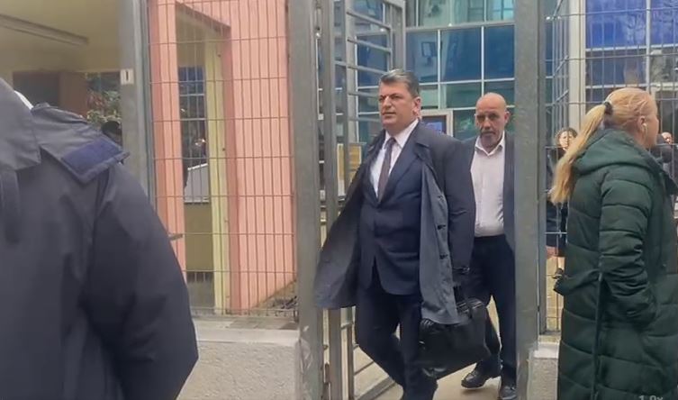 i-pandehur-si-anetar-i-grupit-kriminal-per-hakerimin-e-spak-ut,-ish-kreu-i-burgjeve-agim-ismaili-ne-gjkko,-shtyhet-seanca