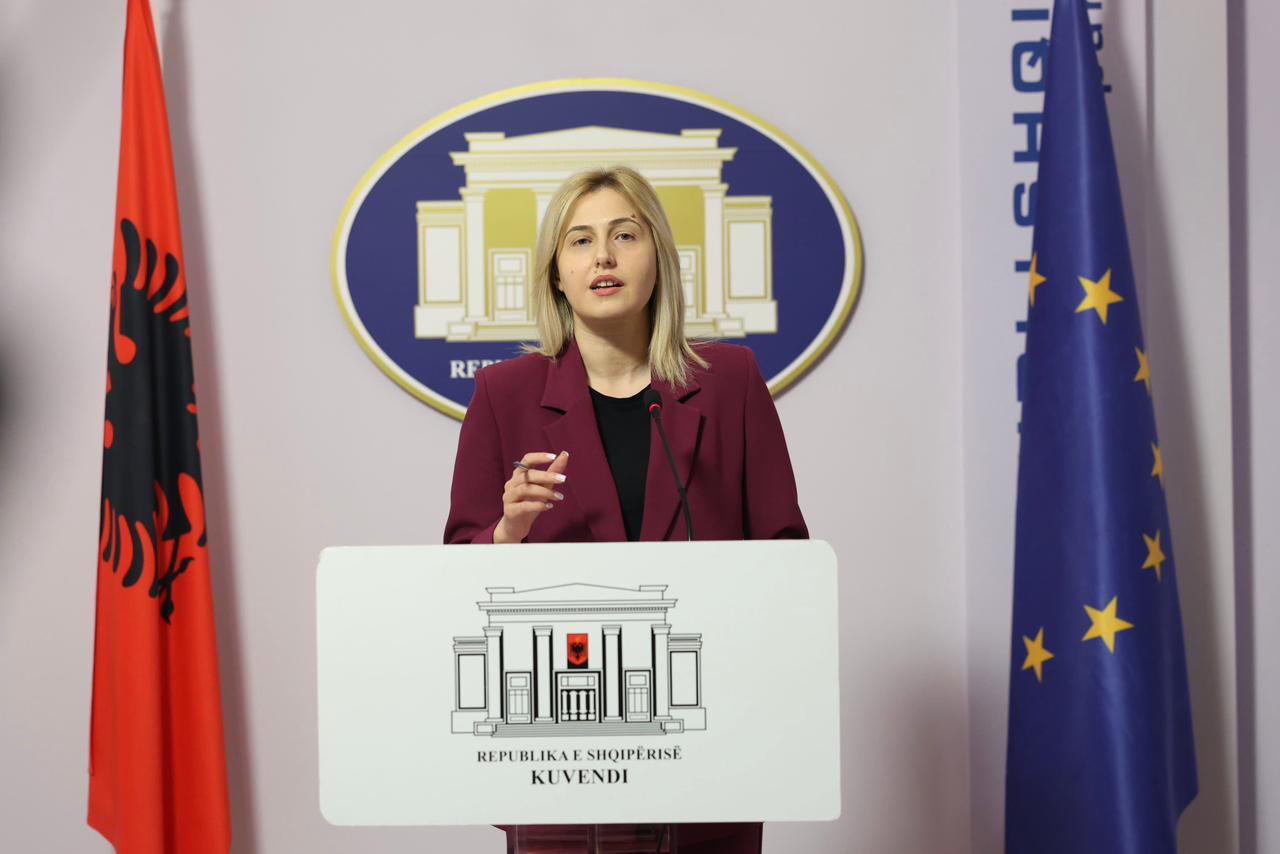 “parlamenti-duhet-te-jete-nje-paradhome-e-ligjeve-qe-sjell-qeveria”,-ina-zhupa:-mazhoranca-pranoi-qe-nuk-do-votojne-asnje-nisme-te-opozites