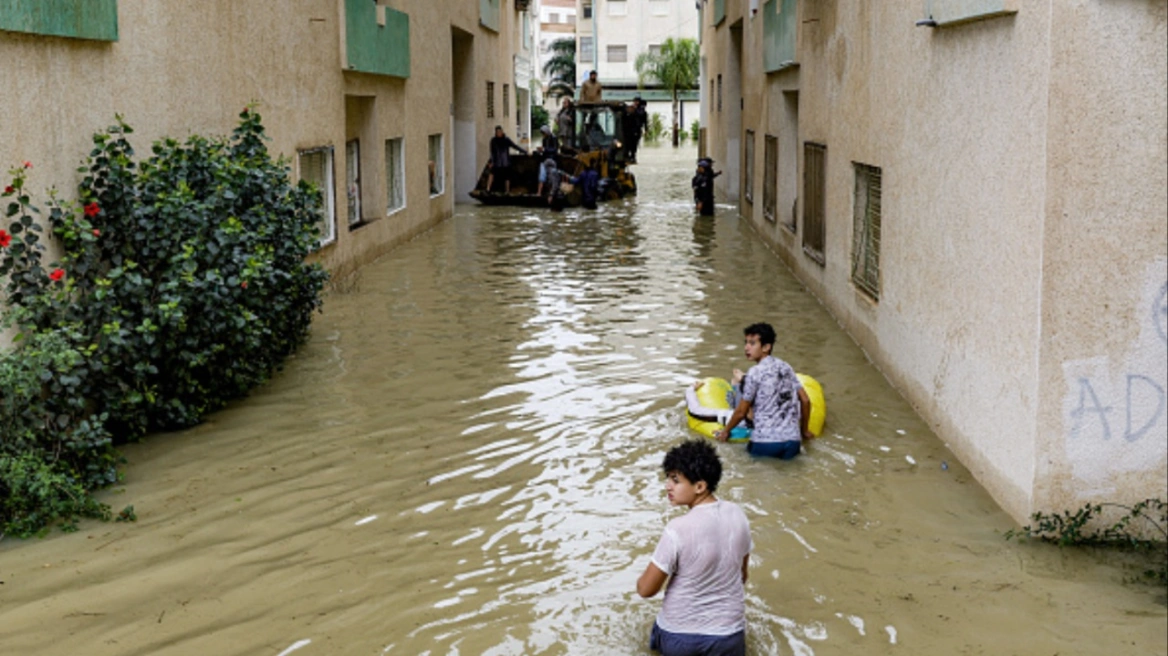 mbi-140,000-njerez-te-zhvendosur-per-shkak-te-reshjeve-ekstreme-ne-marokun-veriperendimor