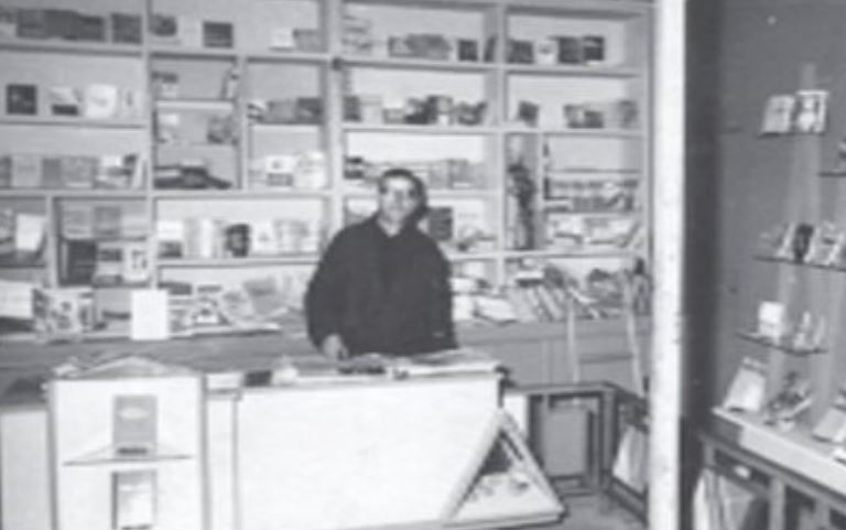 “kultura-e-tij-vinte-natyrshem-edhe-ngaqe-ish-pjese-e-nje-rrethi-shoqeror-mjaft-te-ngritur,-nga-shkrimtare-dhe-artiste,-mjeke,-gazetare,-politikane,-ku-ai…”/-refleksionet-e-regjisorit-dhe-publicistit-te-njohur