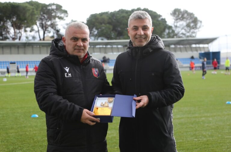 kater-ndeshje,-kater-fitore-ne-“abissnet-superiore”,-edi-martini-shpallet-trajneri-i-muajit-janar