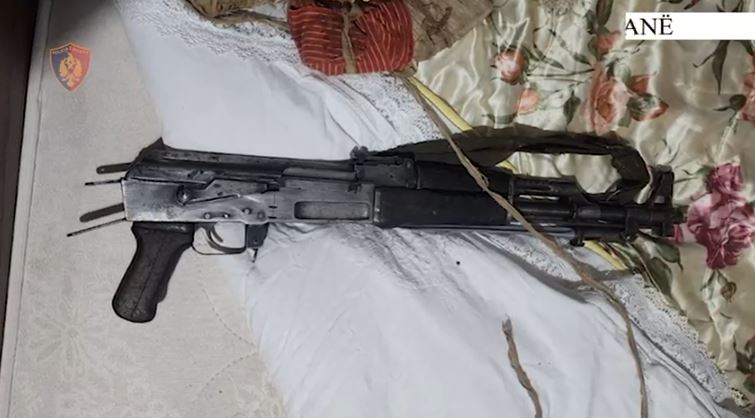 fshihte-ne-banese-kallashnikov,-arrestohet-flagrance-48-vjecari-ne-tirane