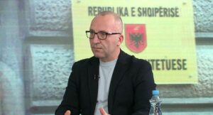kur-do-te-‘flase’-kushtetuesja?-konstitucionalisti-dervishaj:-duhet-kohe!-‘balluku’-nje-nga-ceshtjet-me-te-rendesishme-kushtetuese-te-shtetit-shqiptar