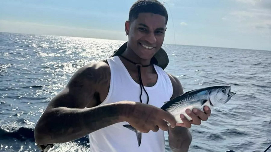 padel,-ushqim-i-mire,-peshkim-ne-bregdet;-rashford-ka-gjetur-lumturine-te-barcelona