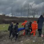 video/-prej-29-ditesh-i-zhdukur,-momenti-kur-trupi-i-pajete-i-jurgen-karajit-nxirret-nga-liqeni-i-urakes