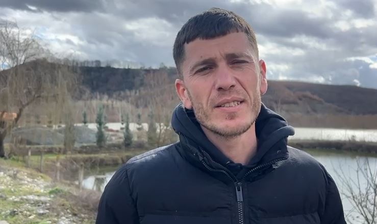 “dua-te-kete-nje-varr”/-gjendet-pas-nje-muaji-trupi-i-pajete-i-jurgen-karajit,-vellai:-faleminderit-qe-na-ndihmuat!