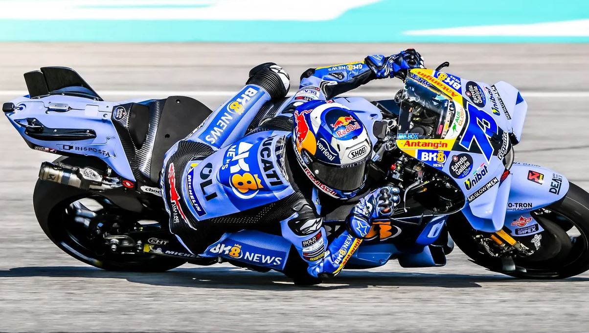 motopg/-komandon-dukati,-aleks-markez-dominon-testet-ne-sepang