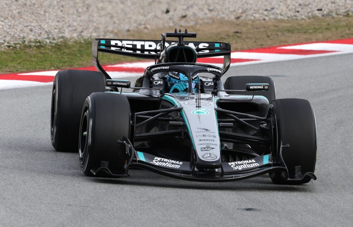 formula-1/-fia-trondit-mercedesin,-nderhyn-per-te-frenuar-avantazhin-e-motorit